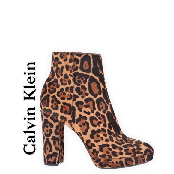 🛑BOGO🆕Calvin Klein Black Suede High-Ankle Fashion Boot - Picture 8 of 9